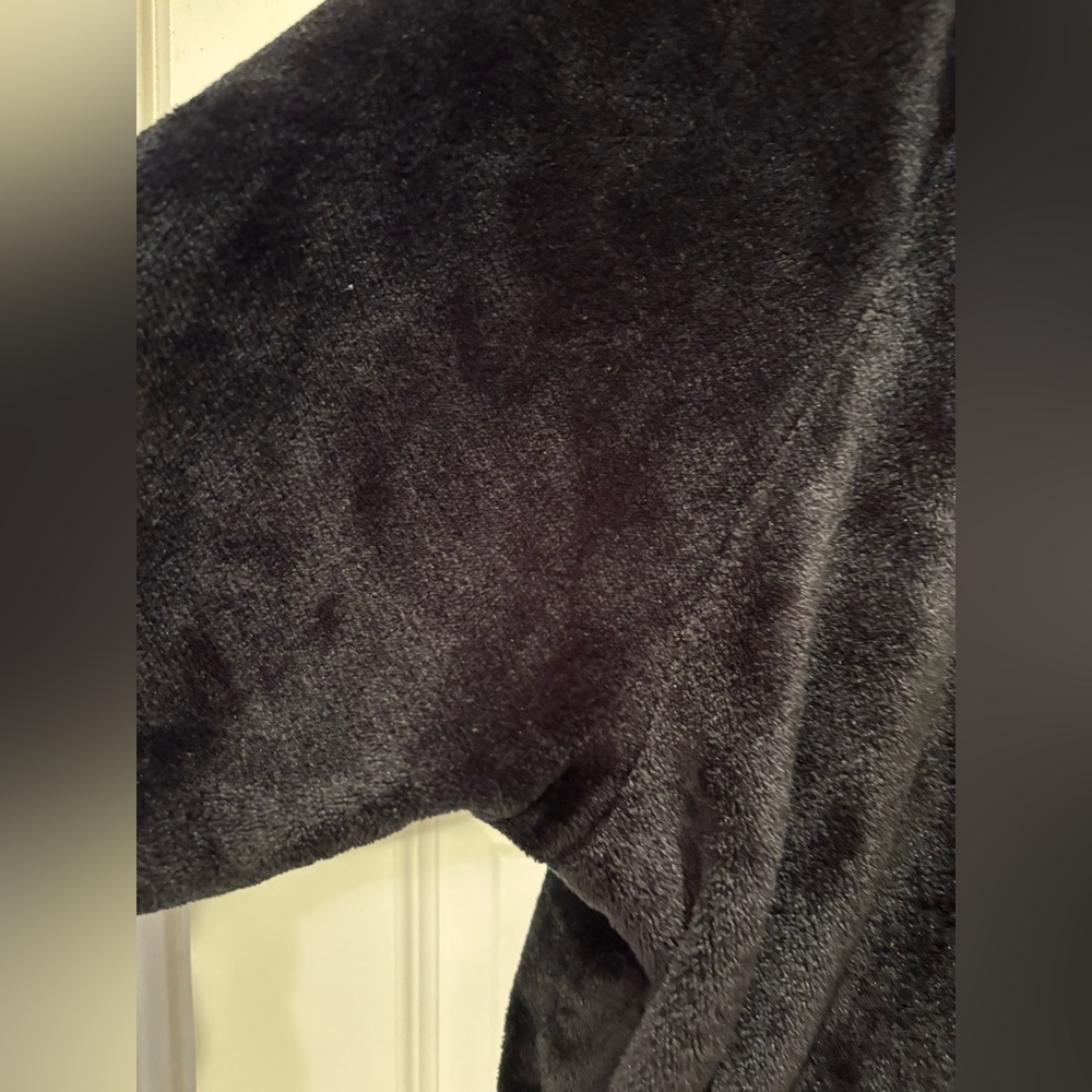 Hollister Womens Warm COZY Plush VELOUR Jacket Mock Neck Black Large - Picture 3 of 9